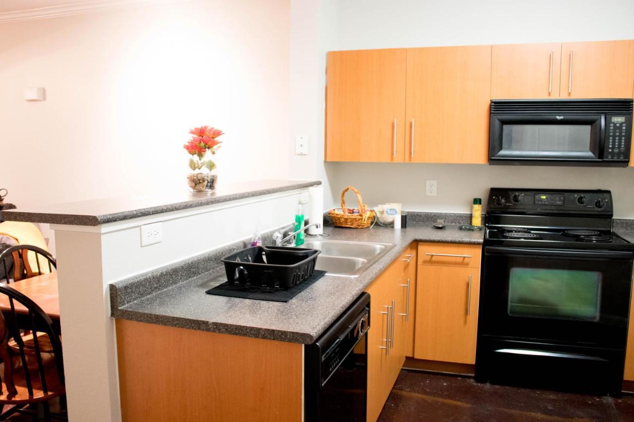 Downtown Dallas Beautiful Poolside Apartment Buitenkant foto